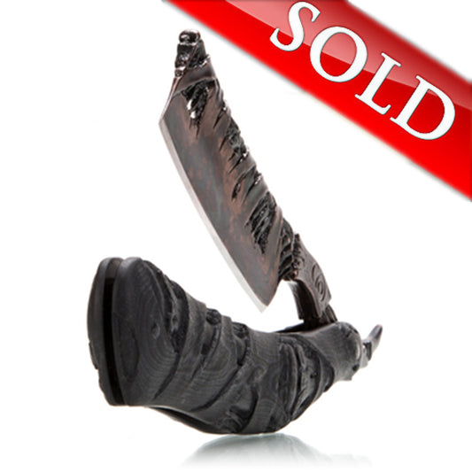 Dylan Farnham Custom Straight Razor - With Skeletal Sculpted Spine